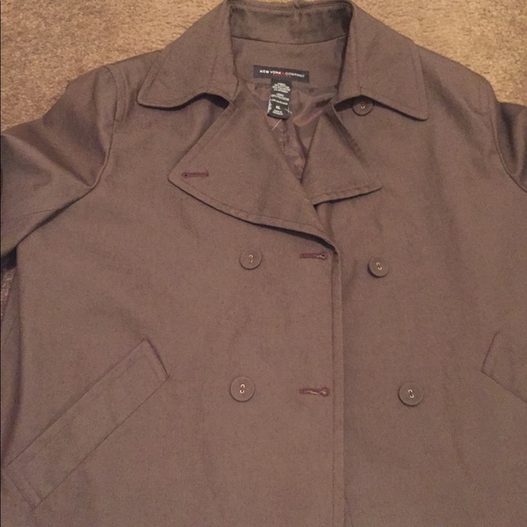 New York and Company Skirt Suit Size XL/18 - Picture 3 of 8